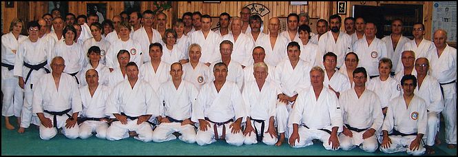 GROUPE AU "DOJO CENTRAL" A.E.J.T.